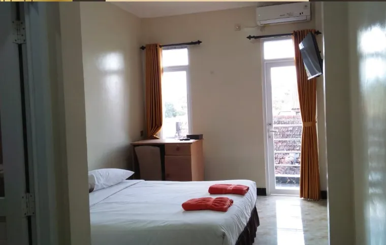 Kamar Balcony
