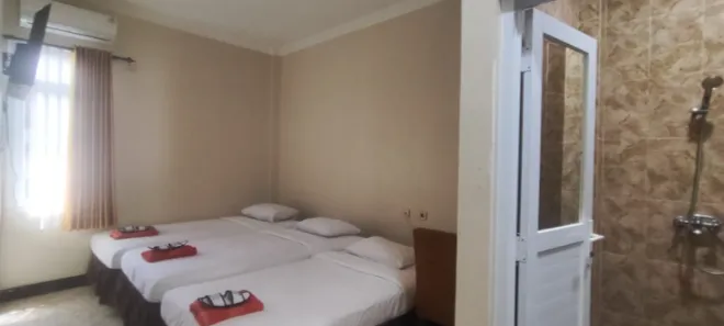 Kamar Executive