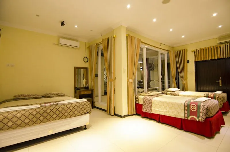 Kamar Family Villa Kaca