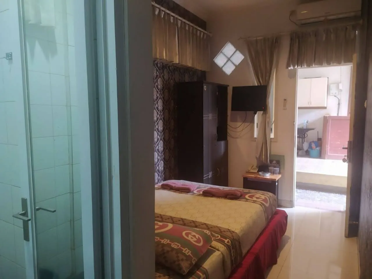 Kamar Studio