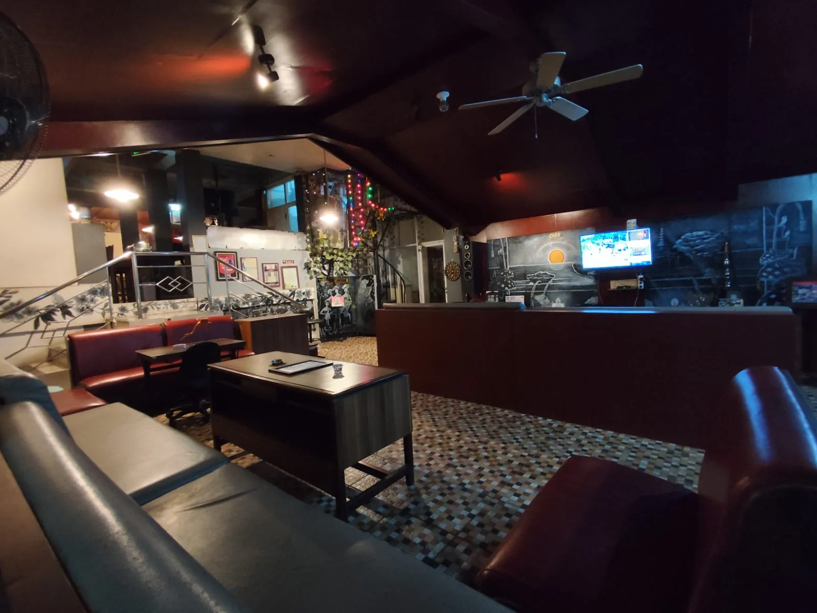Karaoke Room — Hotel Salon Fora & Longhill Café